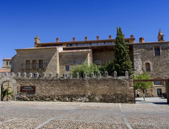 Cafetería de la Hospedería Puente de Alconétar