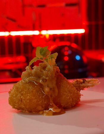 EL BAR Old School Food